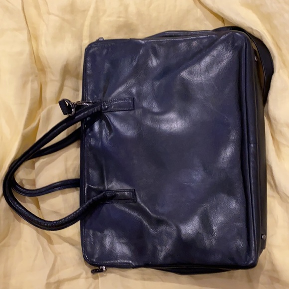 BNWOT Danier Black Leather Briefcase bag with long strap.  Many pockets. - Picture 2 of 5